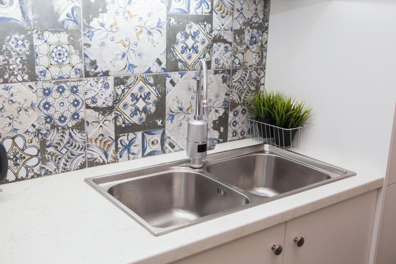 Stylish, Comfortable, Basement Loft-Like Apartment With Amenities Athene Buitenkant foto