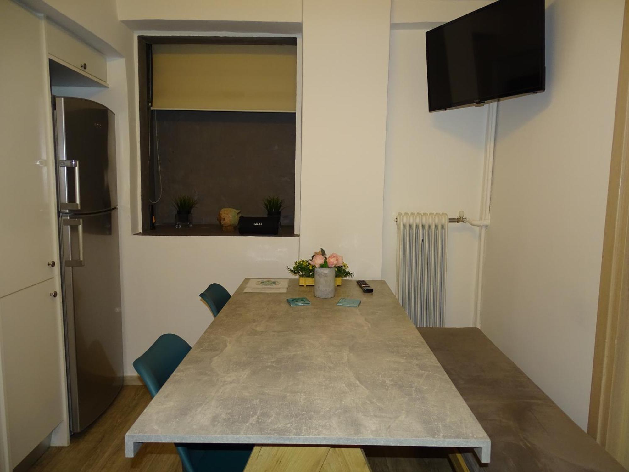 Stylish, Comfortable, Basement Loft-Like Apartment With Amenities Athene Buitenkant foto